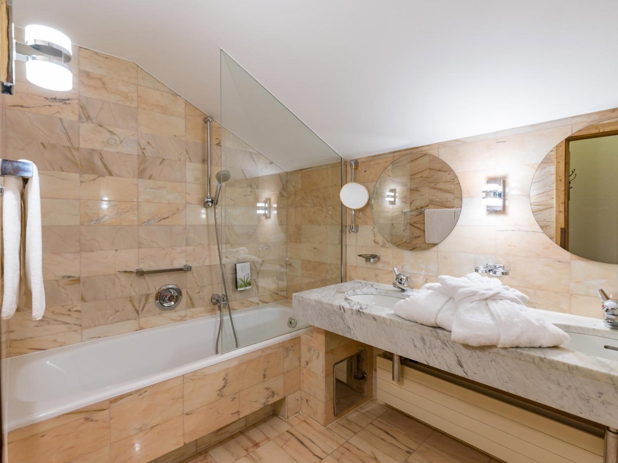 Alpenhotel Kramerwirt Mayrhofen Cameră foto